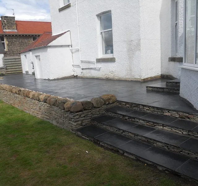 Garden Walls and Steps 9